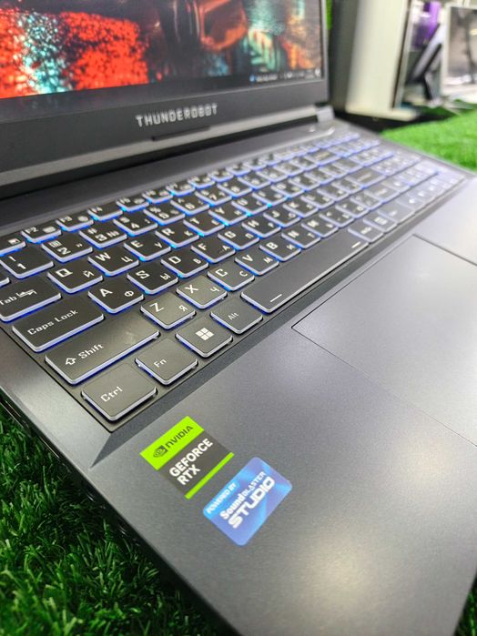 Thunderobot i5 12th / 16GB / RTX 3050 / SSD 512 — Игровой ноутбук