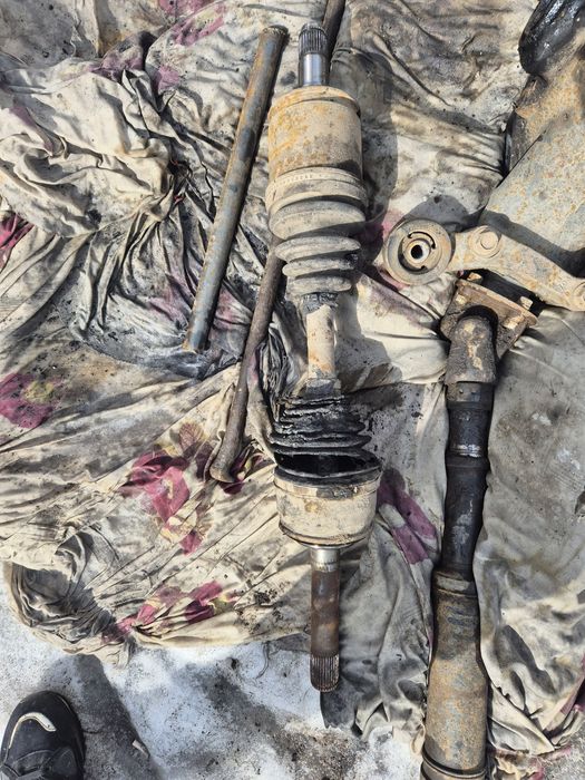 Продам редуктор передние и задний