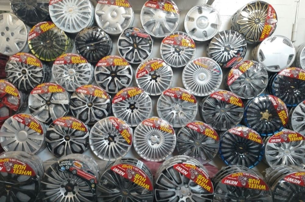 Колпаки красивые яркие качественные надежные на размер диска 13/14/15.