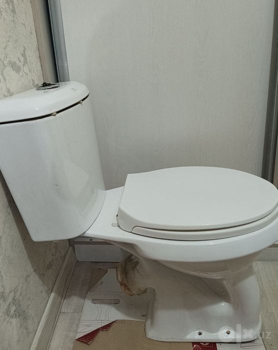 Zudlik bilan unitaz sotiladi (Italiya dizayni, toza)
