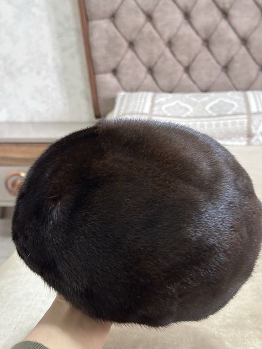 Женская меховая шапка