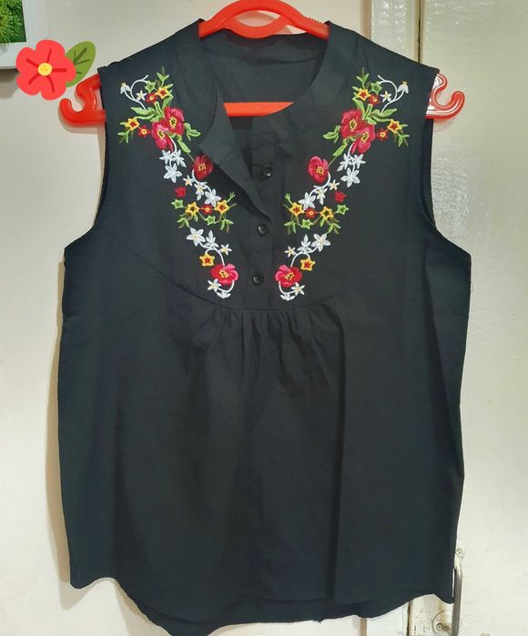 Женские кофточки продаетса!