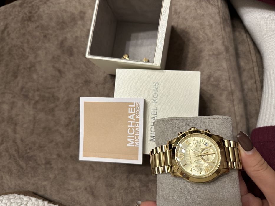Часовник Michael Kors