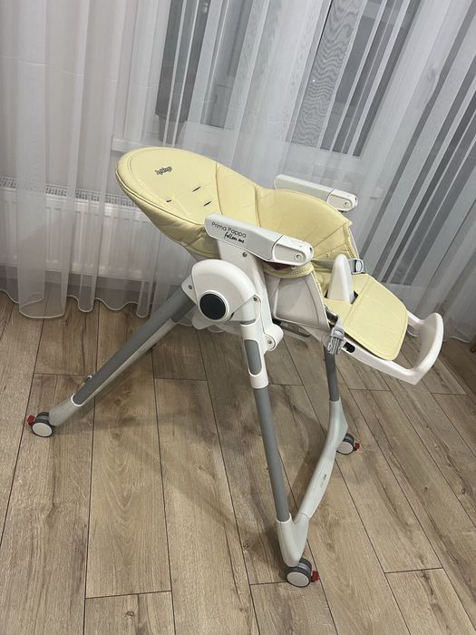 Стульчик-шезлонг для кормления Peg-Perego