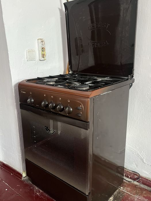 Газовая плита…..