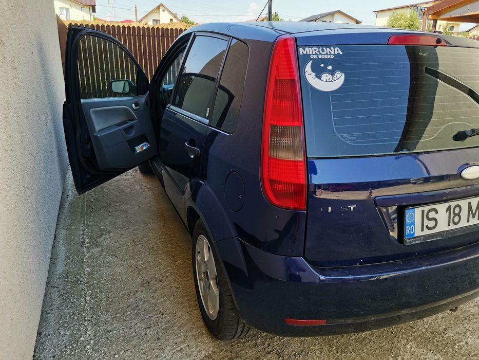 Ford fiesta 2004