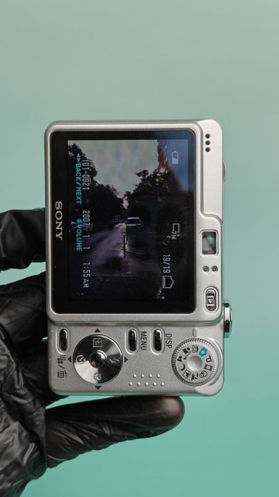 Sony Cyber-shot DSC-W55 | Carl Zeiss | 7.2 MP