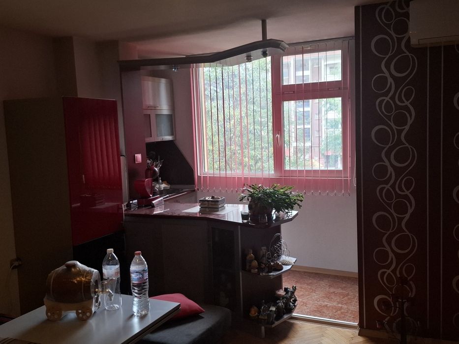 Продава се Двустаен апартамент в Казанлък - 74 кв.м за 1310 €/кв.м - Снимка #3