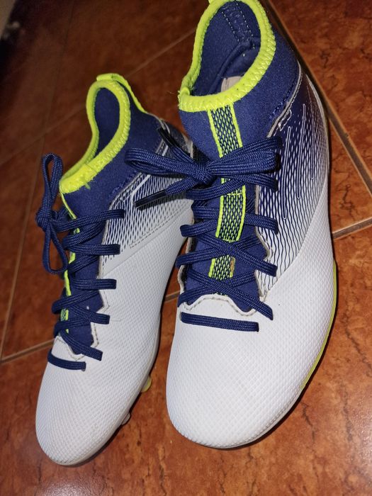 Ghete fotbal mărimea 33