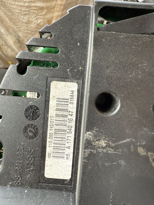 Километраж за Mercedes-Benz SLK (W171) A17154016 бензин  2005г