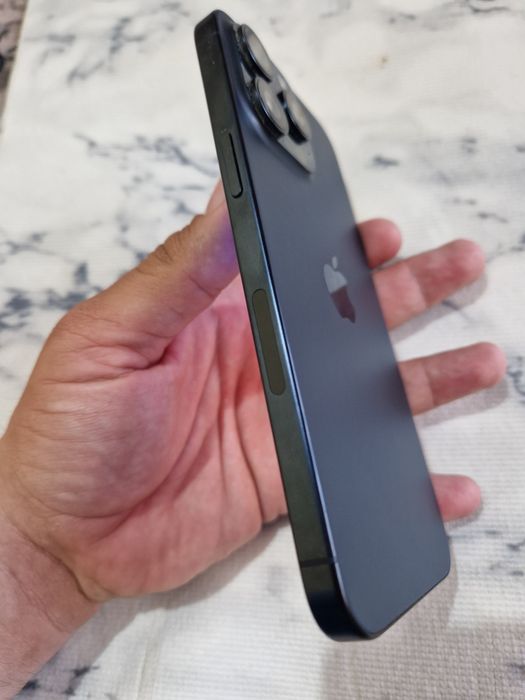 Iphone 15 Pro Max (E-sim)