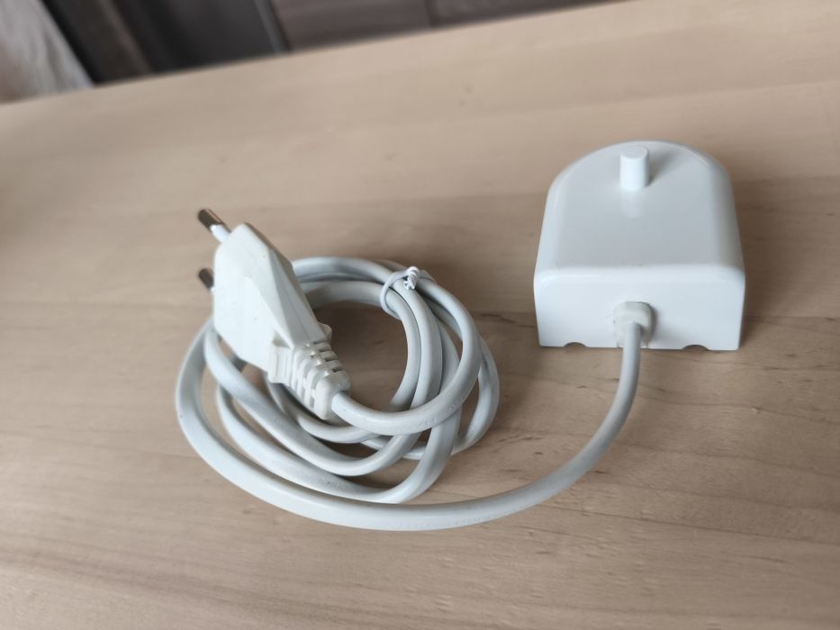 Зарядно за ел. четки за зъби Philips Sonicare