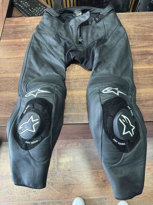 Дамски кожен мото панталон ALPINESTARS Stella – Размер 42