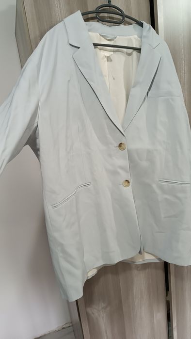 Ново сако H&M светло син цвят