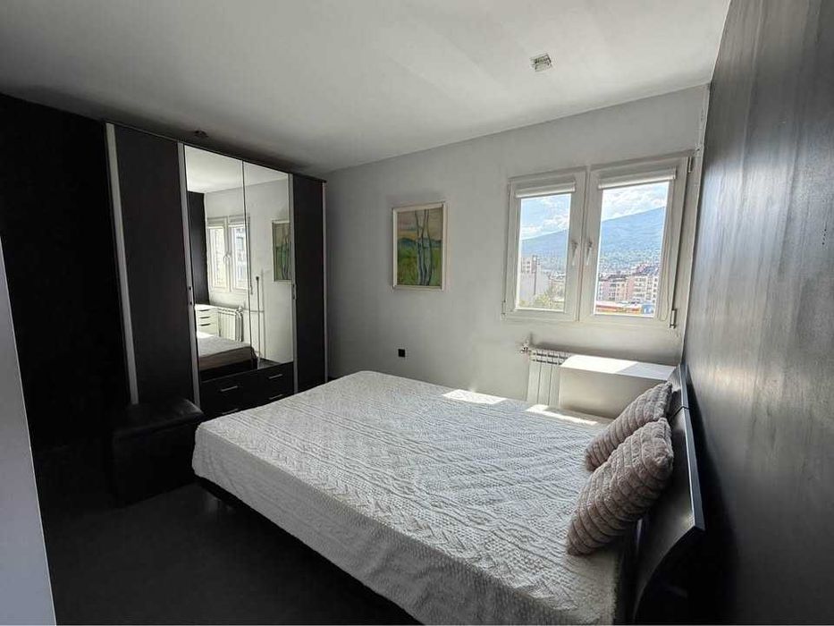 Тристаен имот в кв.Гоце Делчев