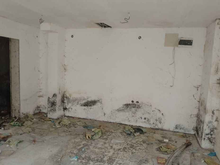 Дава се под наем Офис в Бургас, Меден рудник - зона А - 120 кв.м за 125 € - Снимка #2