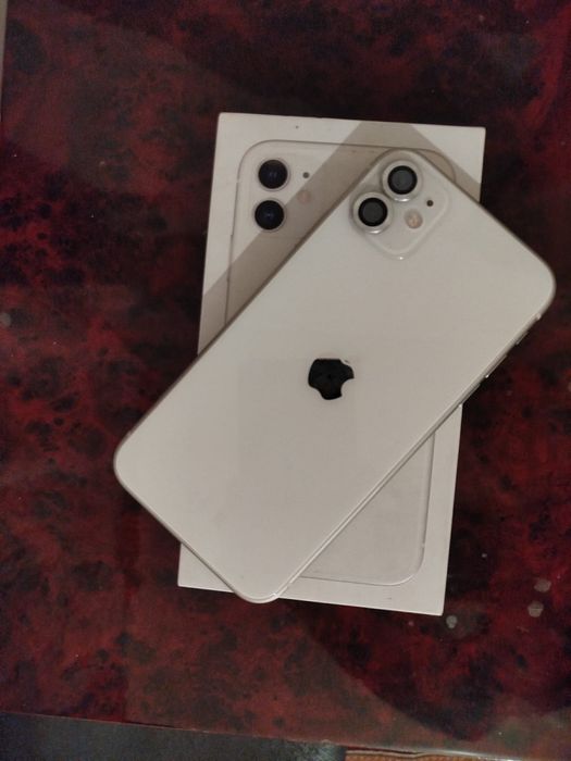 Айфон 11 сатылады срочна