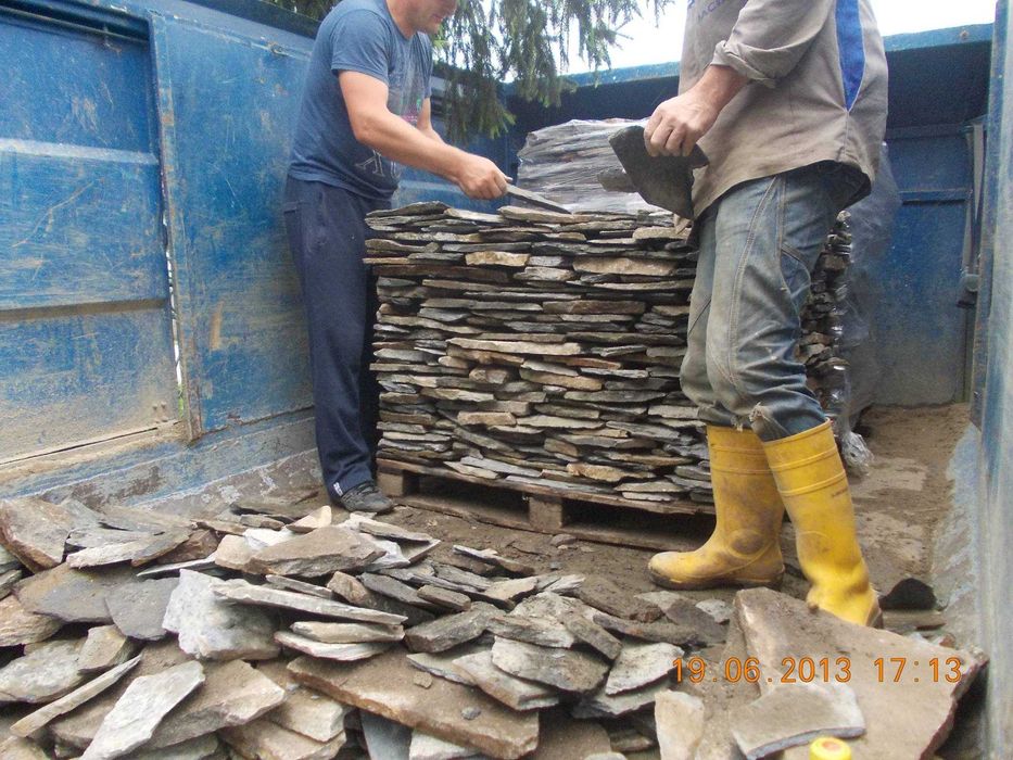 Margaritar chisai compost balastru concasat calcar granit beton B250