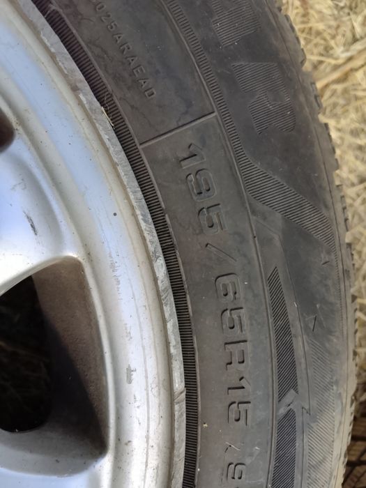 195 65 R15 гуми Goodyear с джанти 5x112 15  Mercedes c-class