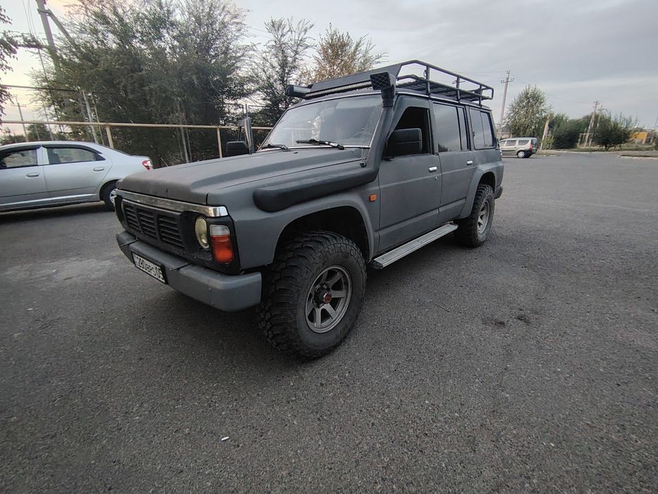 Nissan Patrol 1995 года