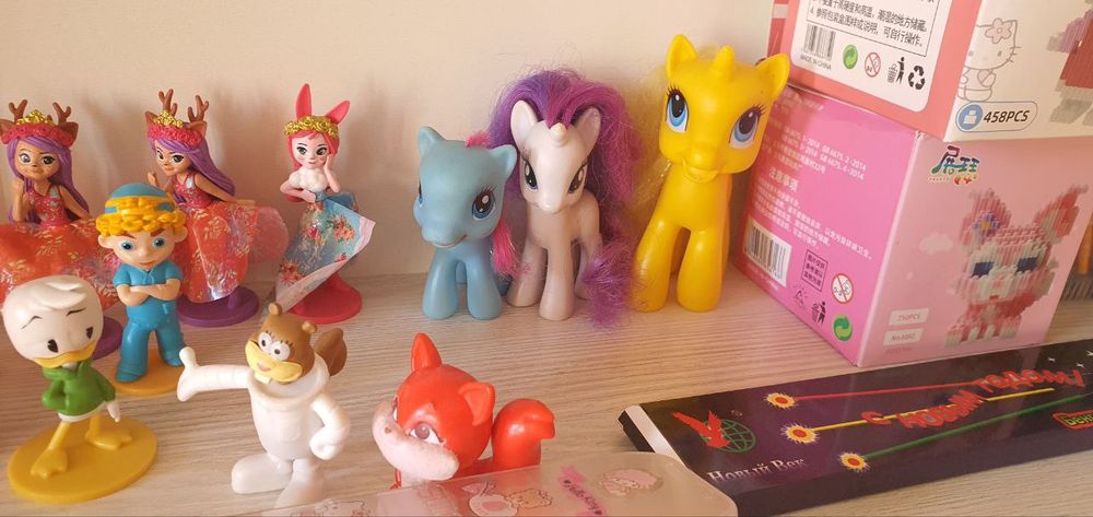 Игрушки детские машинки, Киндер , пони