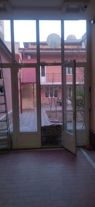 Узбекистанская:2,7-соток.Продаётся дом.