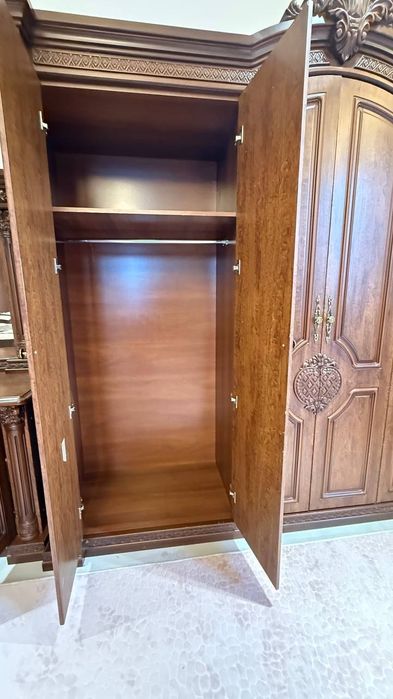 Спальный гарнитур в хорошем состоянии