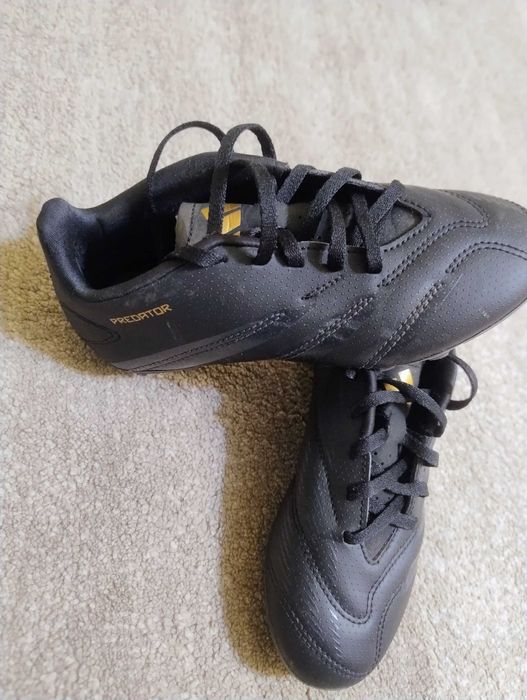 Ghete de fotbal Adidas Predator