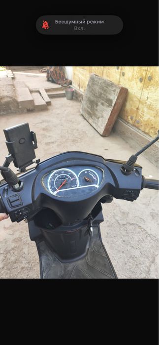 M8 либо обмен на айфон