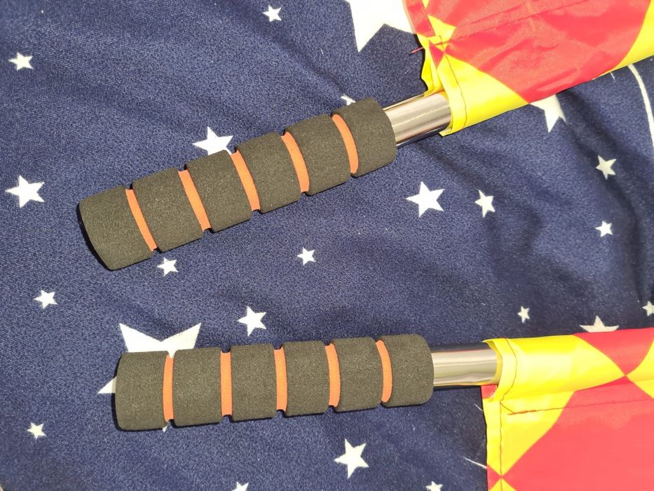 Fanion fotbal , arbitru tușier