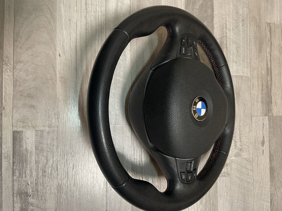 BMW F20 F30 F32 Волан + еърбег - Перфектно състояние