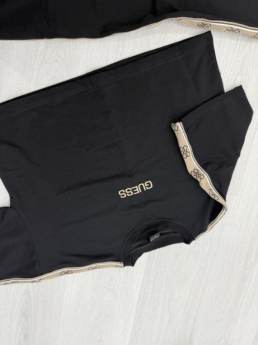 Комплект Guess.