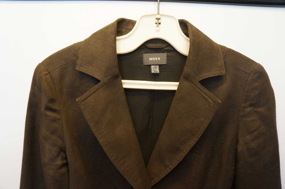 Дамско ленено сако на фирма МЕКС
