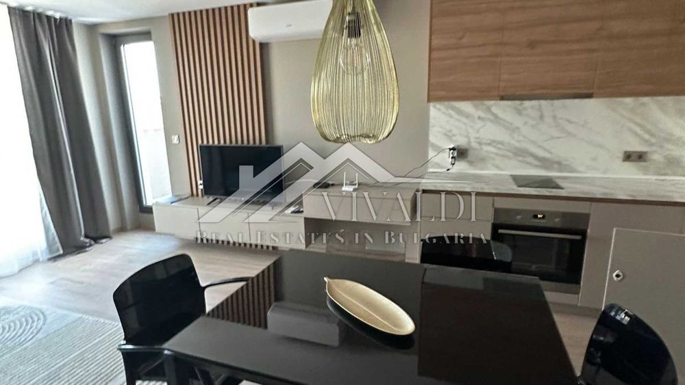 Дава се под наем Двустаен апартамент в к.к. Св.Св. Константин и Елена - 65 кв.м за 750 € - Снимка #5