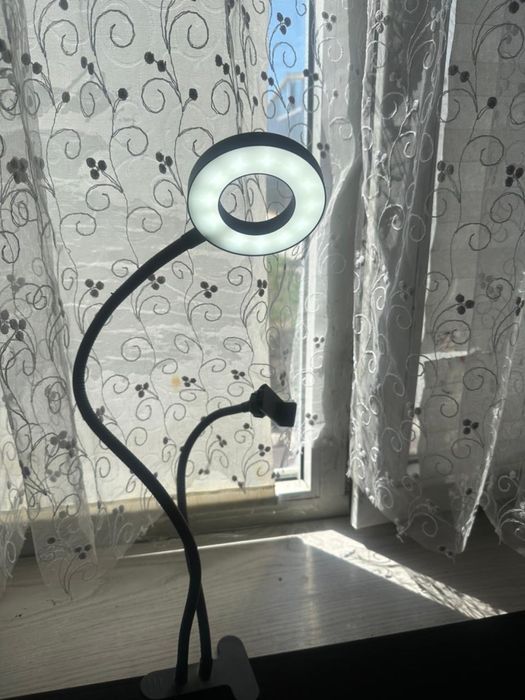 Продам светильник