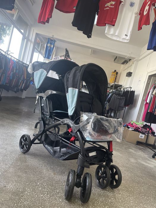 Carucior pentru gemeni babytrend, nou cu cutie