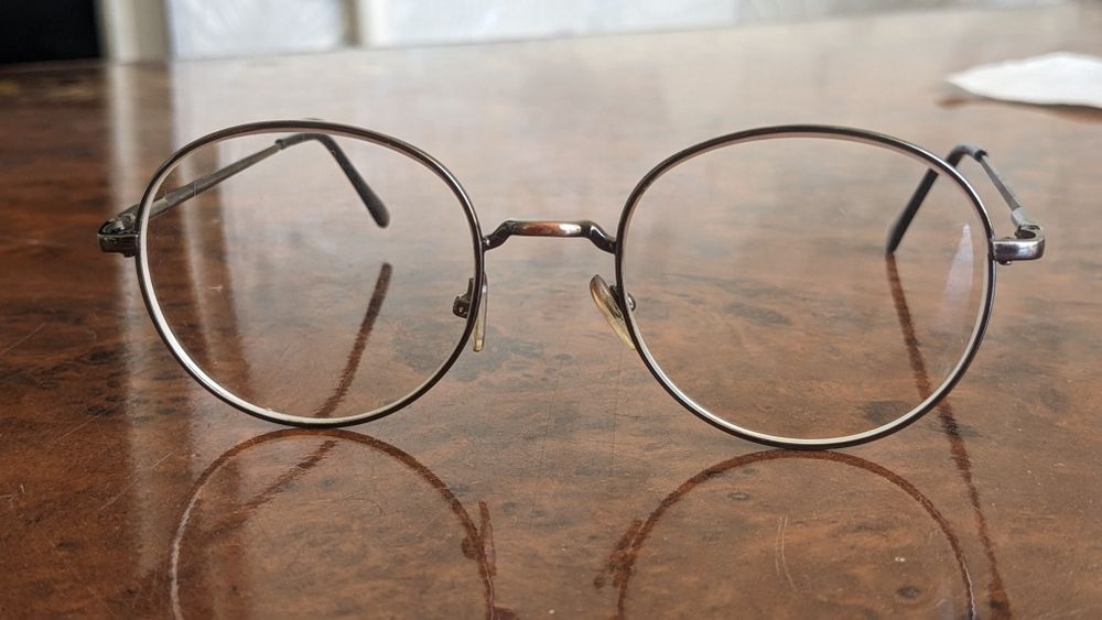 Ko'zoynak  -1.25 ( ОЧКИ -1.25 )