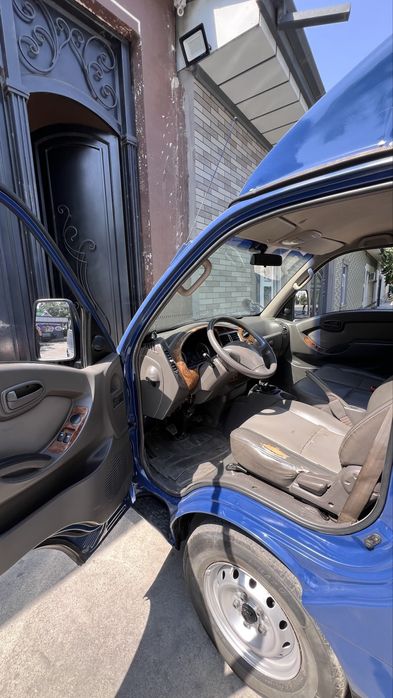 Hyundai porter  sotiladi oladigon odam tel qilsin