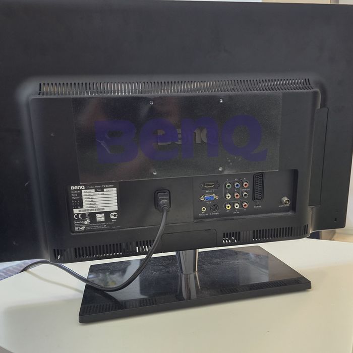 Monitor / TV LED BenQ 26" (66cm) | VA, HDMI, Boxe integrate | Stare Excelentă