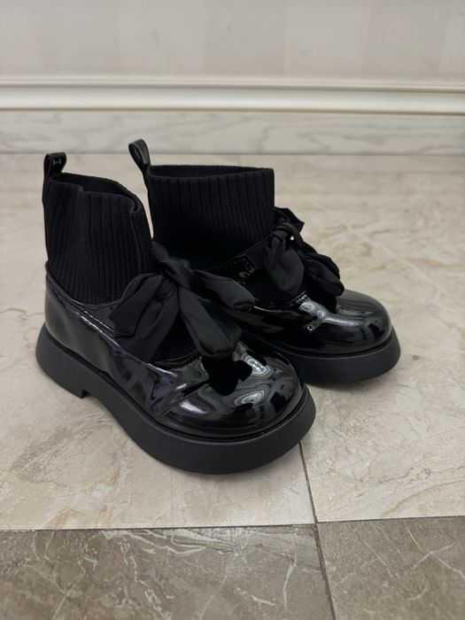 Ботинки на девочку