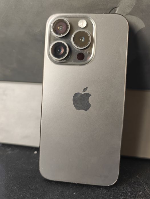 BPFR* Продава iPhone 15 pro/128 GB