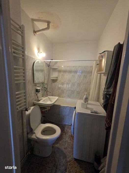 Apartament 2 camere, etaj intermediar, Piata Alexandru cel Bun