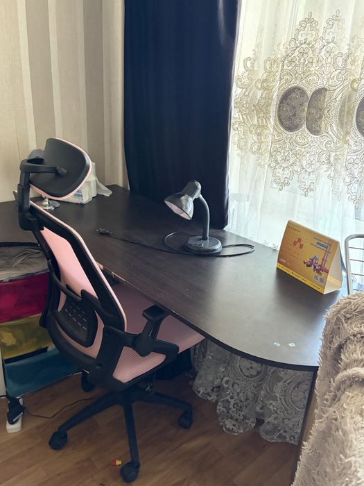 отдам стол бесплатно