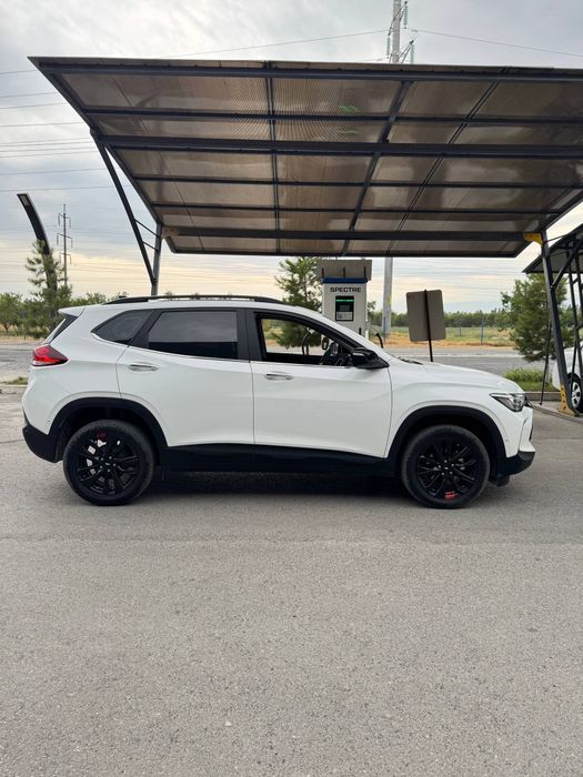 TRACKER premier full