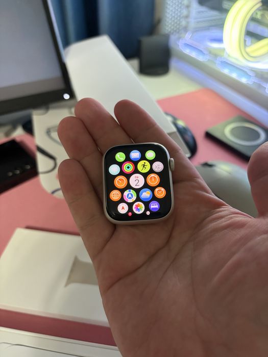 Apple Watch series 8