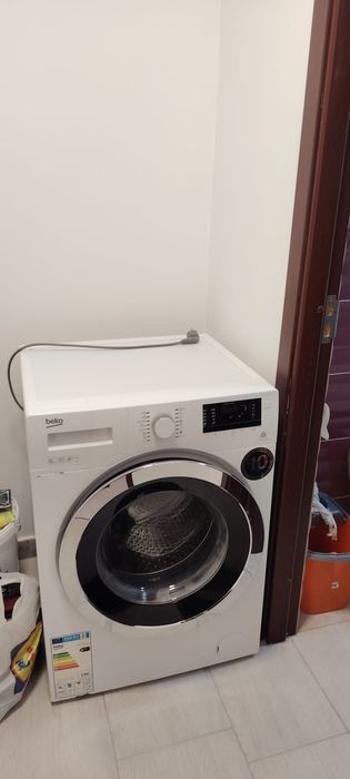 Închiriez apartament 3 camere