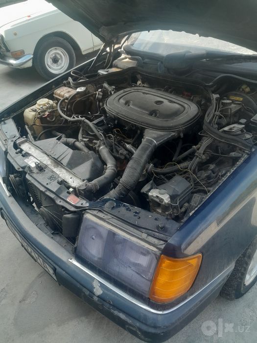 Mercedes Benz W124 M102
