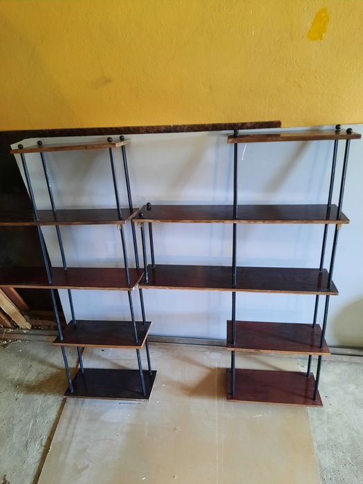 Продам настенные полки