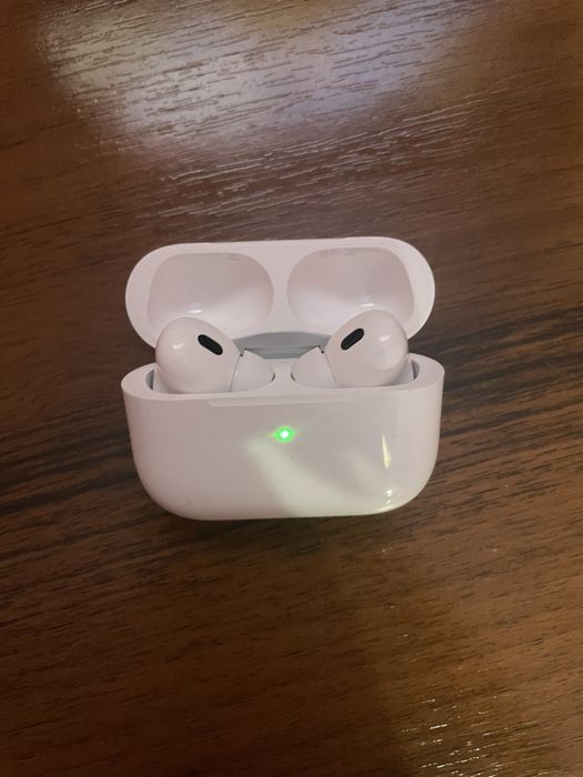 AirPods pro новый