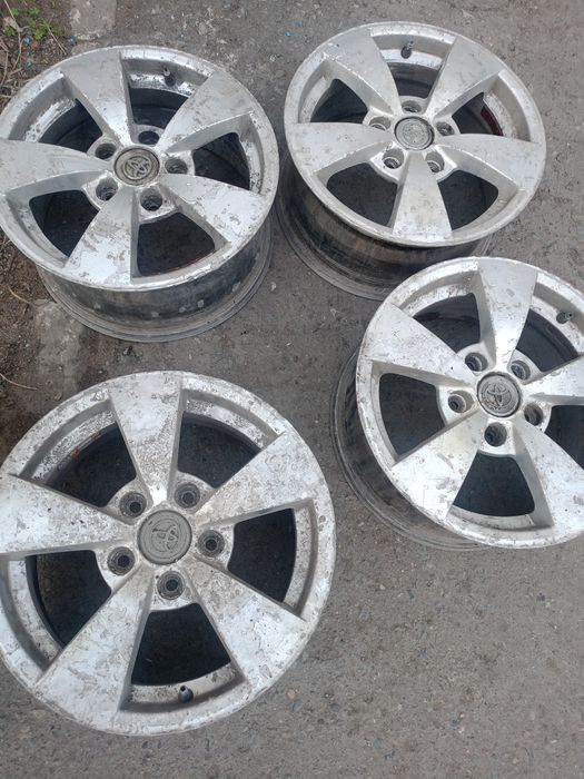 Литые диски от Камри 25